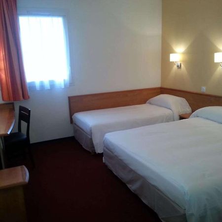 Brit Hotel Confort Villeneuve Sur Lot Bias  Экстерьер фото