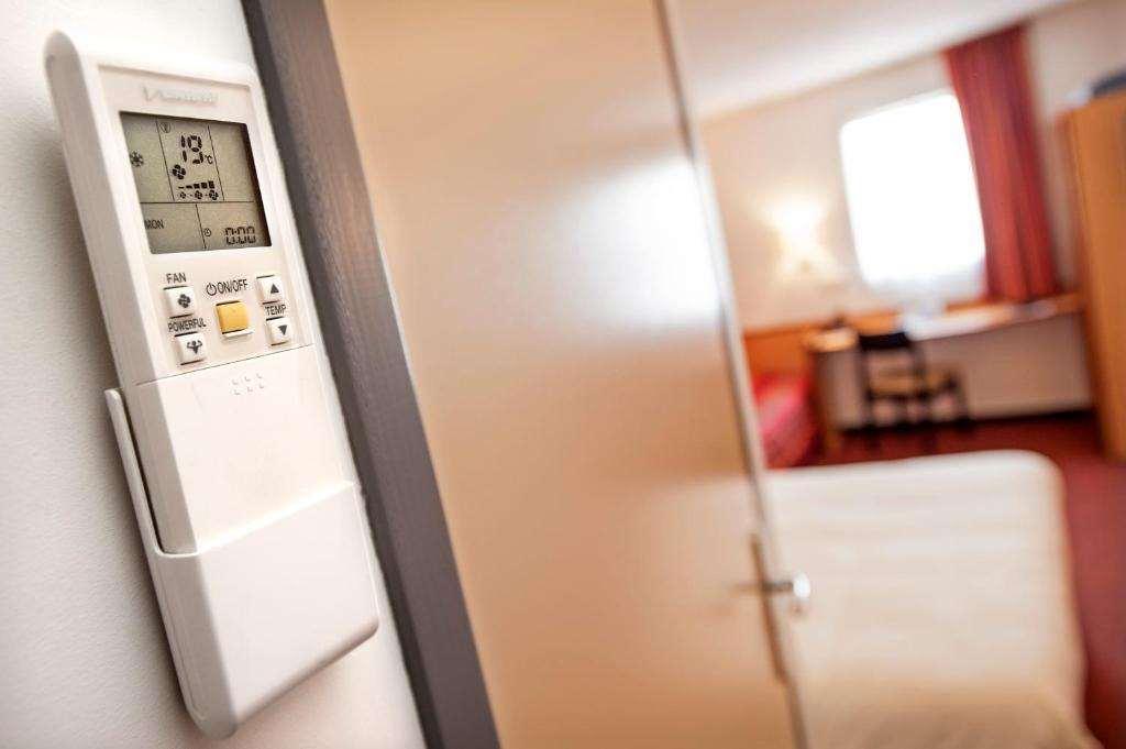Brit Hotel Confort Villeneuve Sur Lot Bias  Номер фото