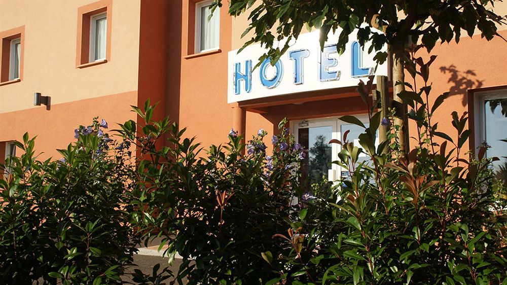 Brit Hotel Confort Villeneuve Sur Lot Bias  Экстерьер фото