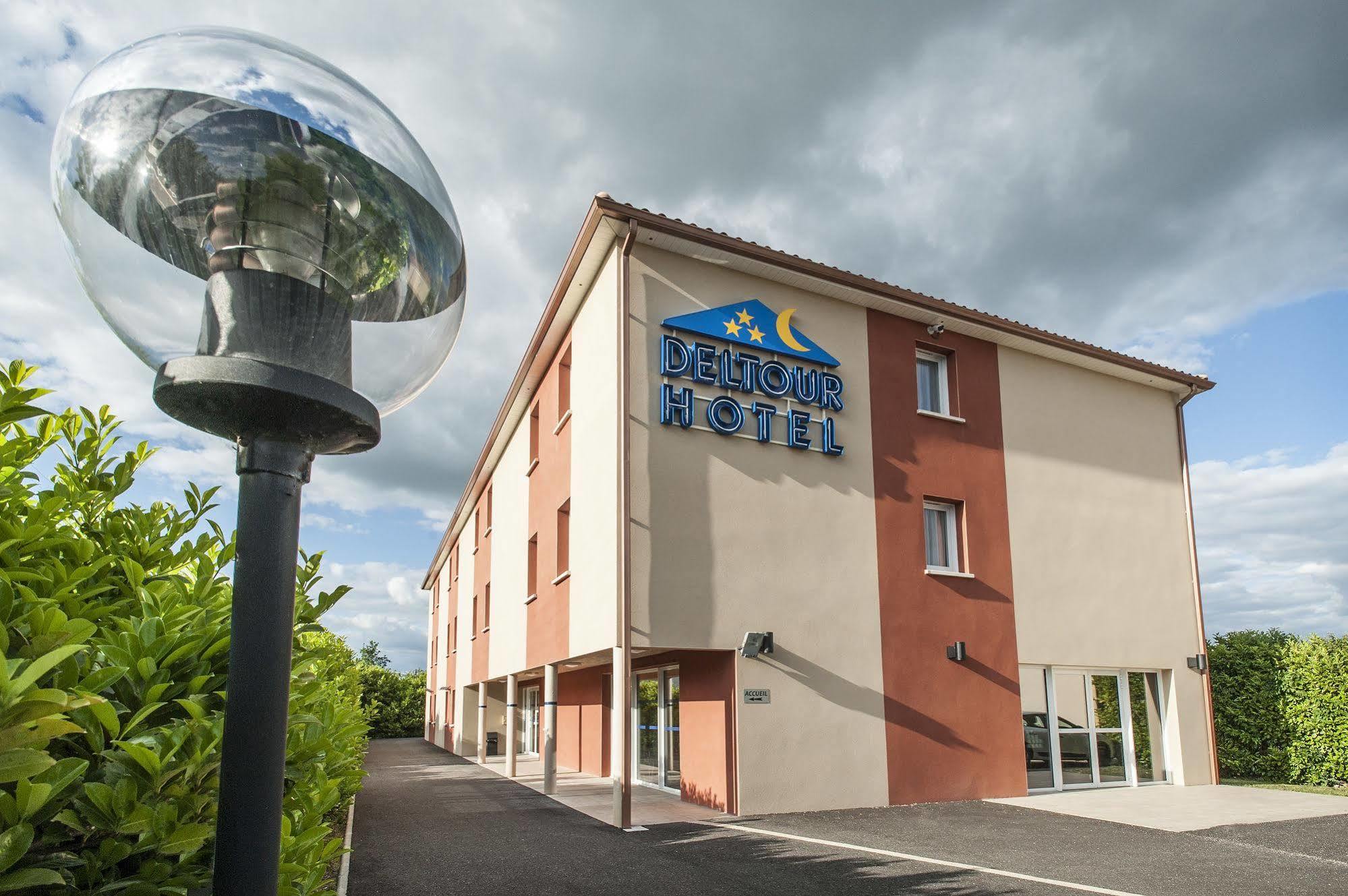 Brit Hotel Confort Villeneuve Sur Lot Bias  Экстерьер фото